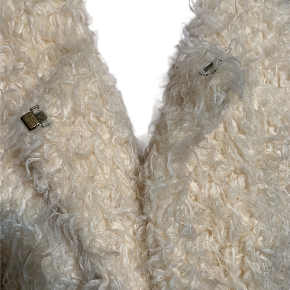 CAbi 3024 Furry Furry Plush Ivory Jacket size SM - Picture 5 of 8